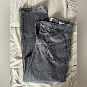 Women’s Gray Ankle Length Khaki Pants